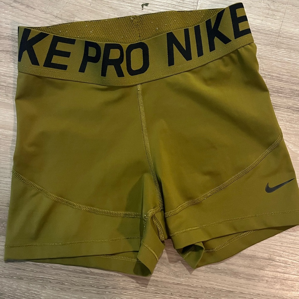 Nike Pro Dri-Fit Shorts SZ S